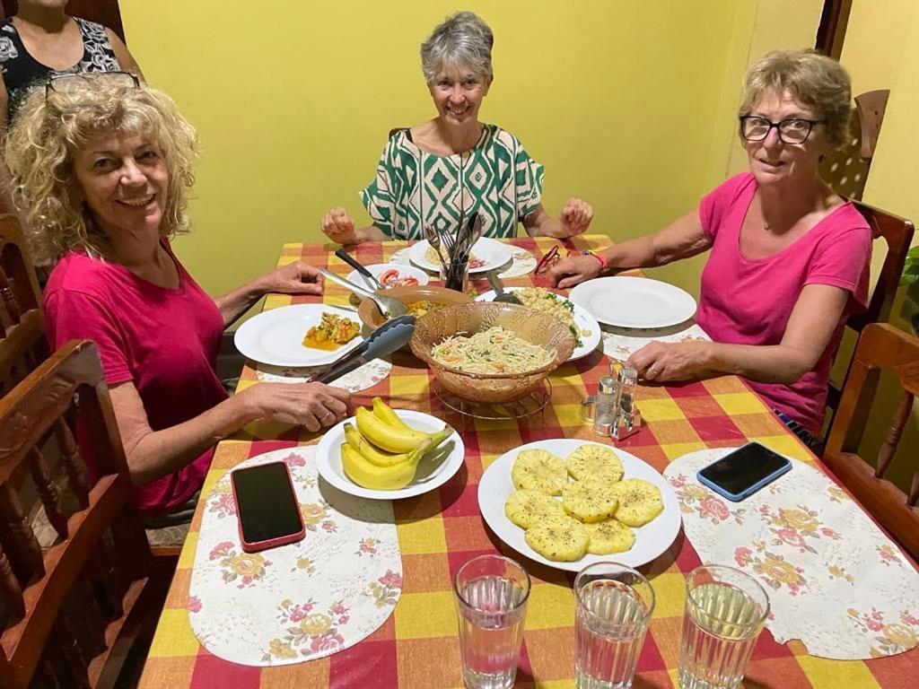 Olivia Homestay Anuradhapura Zewnętrze zdjęcie